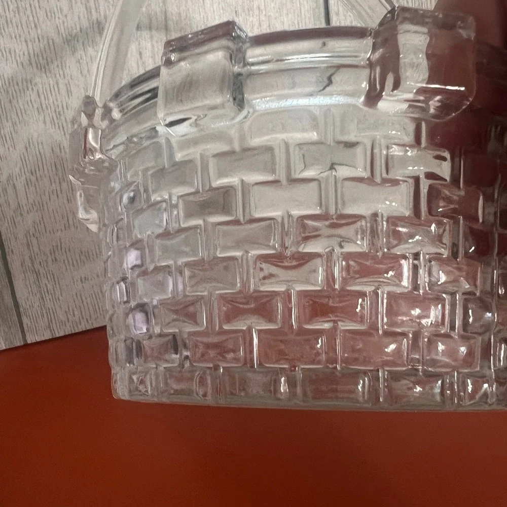 Vintage‎ Clear Pressed Glass Basketweave Candy Dish with Handle Decorative Bowl